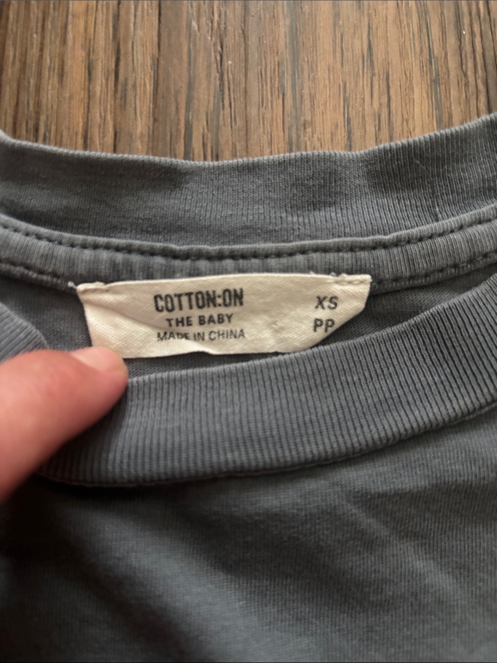 Cotton On The Baby Cropped T-Shirt XS Slate Blue Grey Boxy Crop Tee - Picture 2 of 4